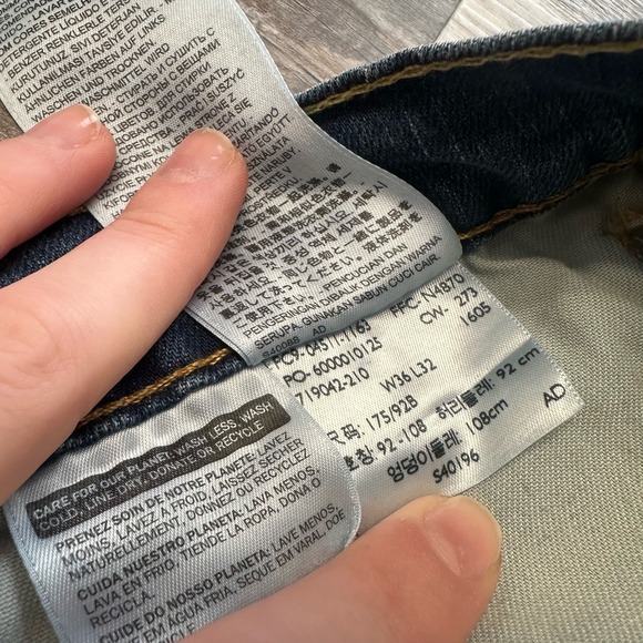 Levi's 511 Red Tab Faded Dark Wash Blue Mens 34x31 Worn In Slim Fit Denim Jeans - Picture 4 of 11